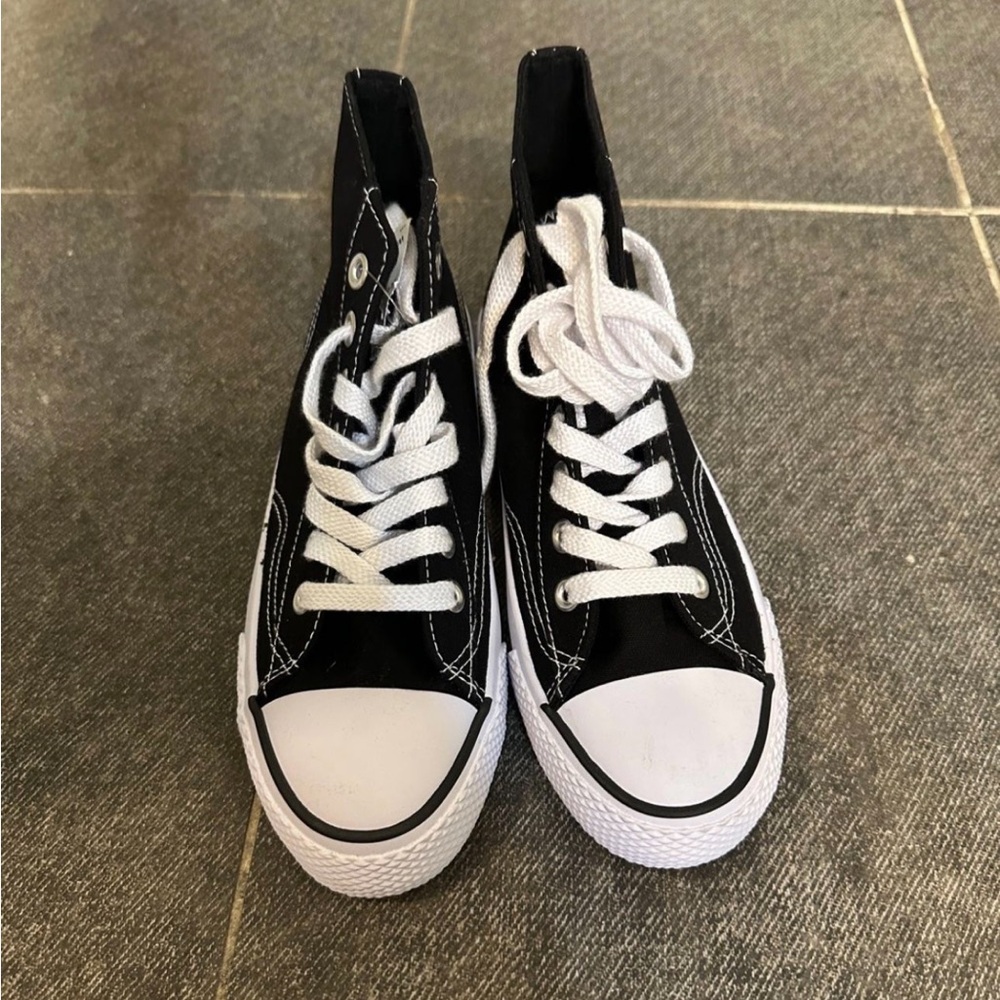 Airwalk Sneakers